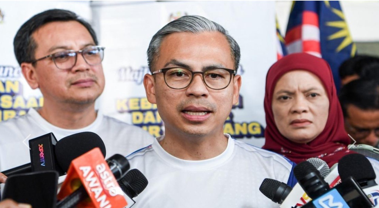 ஜாலூர் கெமிலாங் விவகாரம்: சட்டத்தைக் கையில் எடுத்துக் கொள்ள வேண்டாம்