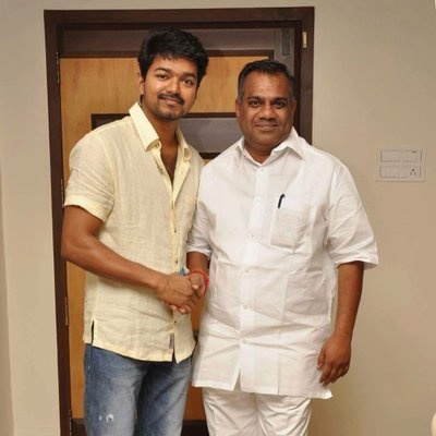விஜய்யின் ஜனநாயகன் படத்தில் இந்த அரசியல் பிரபலம் நடித்துள்ளாரா?