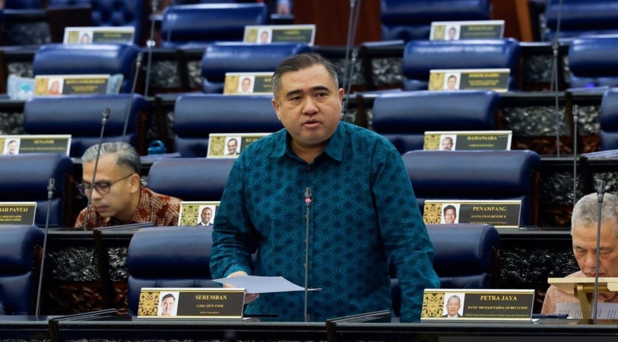 பேறு குறைந்தவர்களுக்கு உதவ தொண்டூழிய போலீஸ்காரர்கள்