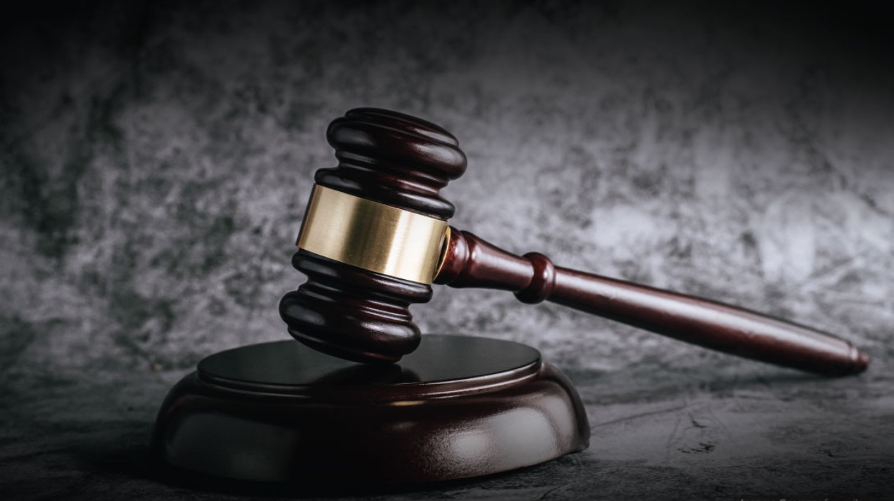 நாட்டை விட்டு வெளியேறத் தடை விதிக்கப்பட்ட வழக்கு:  மேல்முறையீட்டில் இல்லத்தரசி சுமதி வெற்றி