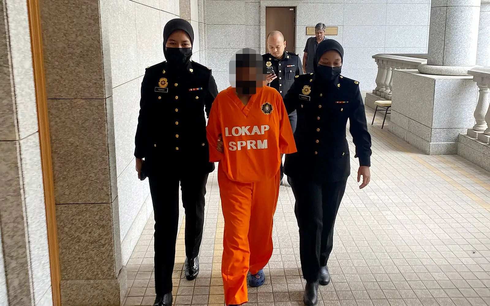 21 மில்லியன் ரிங்கிட் 'போலி முதலீடு': காப்புறுதி முகவர் கைது