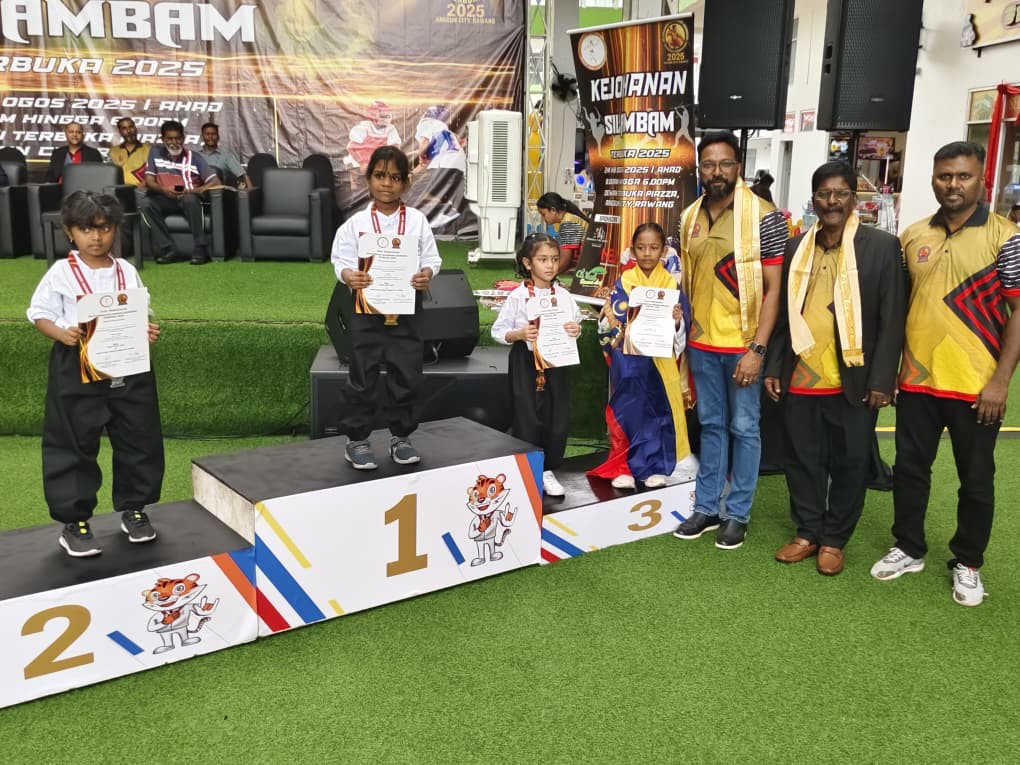 சிலம்ப நிகழ்வில் கலந்து சிறப்பித்தார் சட்டமன்ற உறுப்பினர் பிரகாஷ்