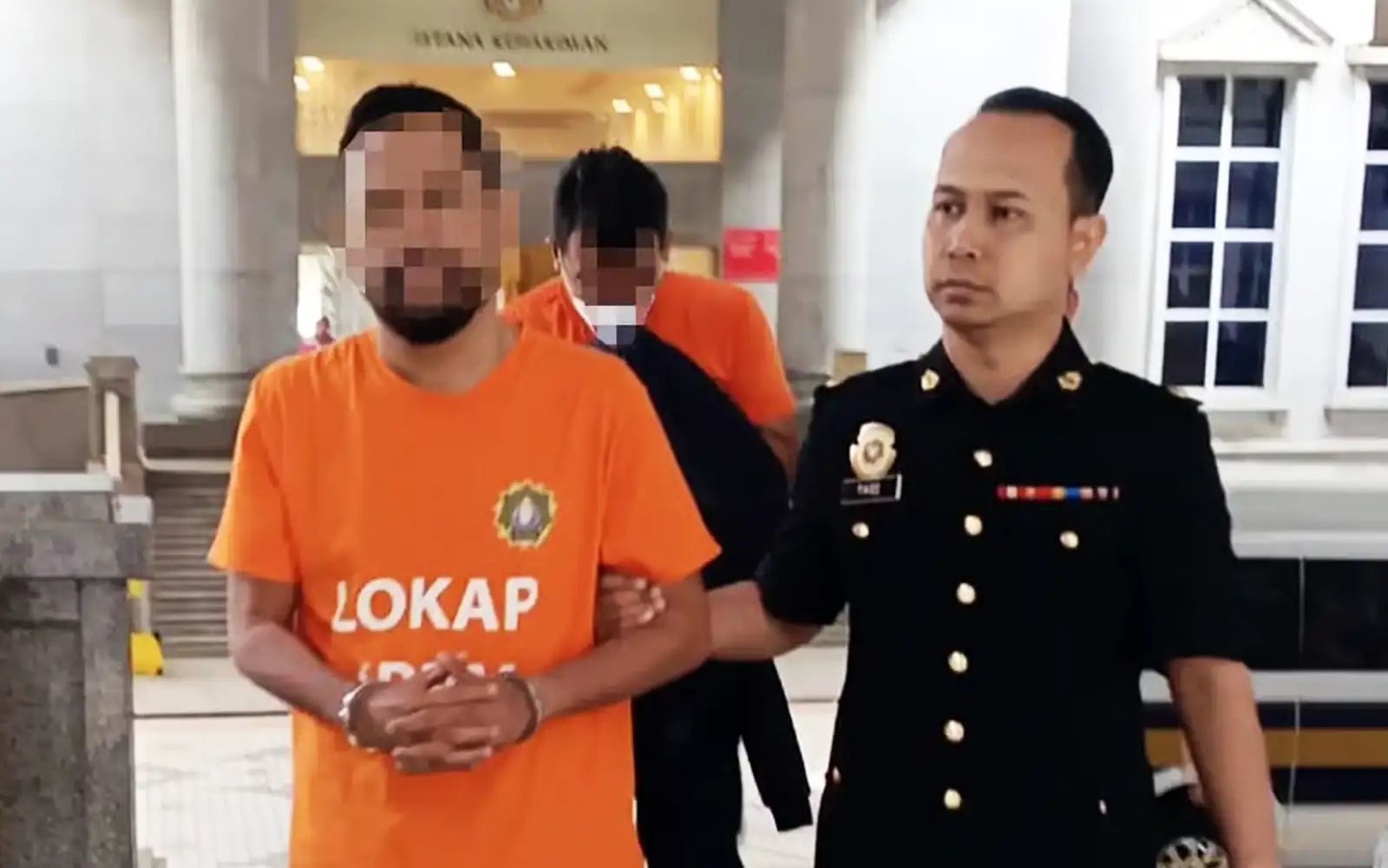 பொய்யான ஆவணங்களைச் சமர்ப்பித்து 21 லட்சம் ரிங்கிட் கோரியது: இரு முக்கிய நபர்கள் கைது