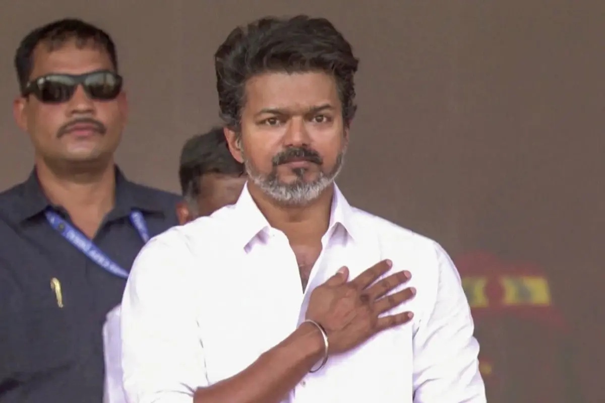 உயிரிழந்தவர்களுக்கு ரூ. 20 லட்சம் நிவாரணம் அறிவித்த விஜய்