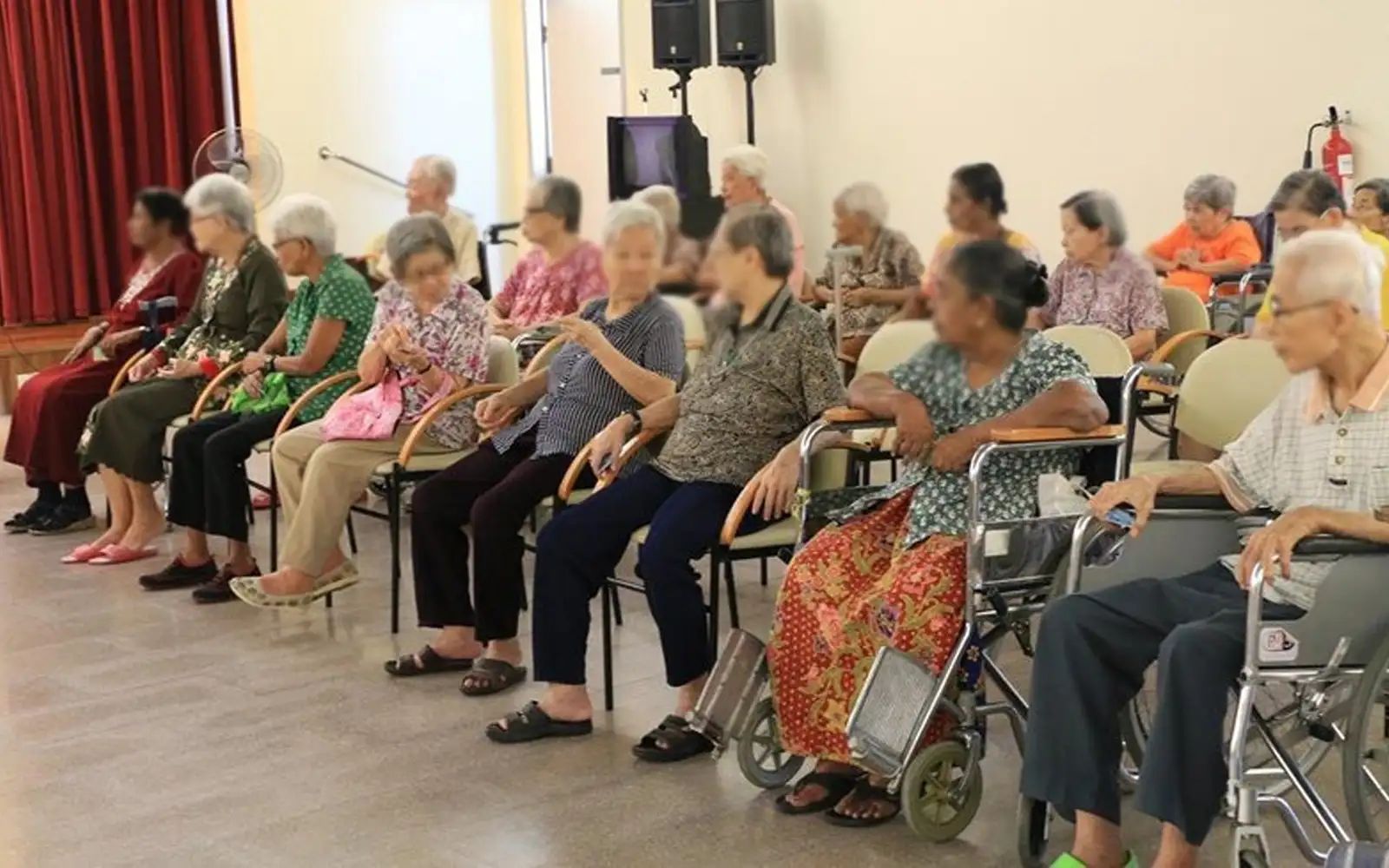 600 ரிங்கிட் முதியவர்கள் உதவித் தொகை வறுமைக் கோட்டிற்குக் கீழுள்ளவர்களுக்கு மட்டுமே - பிரதமர் துறை விளக்கம்!