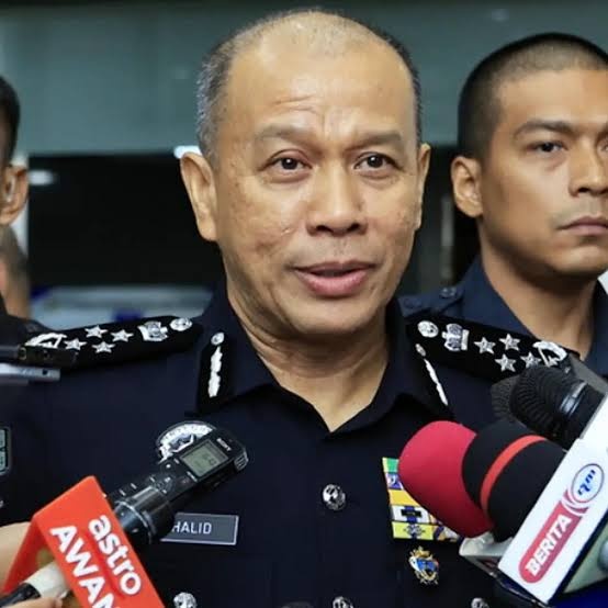 நாடாளுமன்ற உறுப்பினர்களை அச்சுறுத்தும் மிரட்டல் மின்னஞ்சல்கள் - அரசியல் பின்னணியை ஆராய்கிறது போலீஸ்