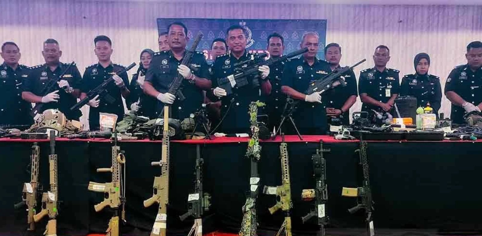 வார் கேம் விளையாட்டைப் போலீசார் முறியடித்தனர்