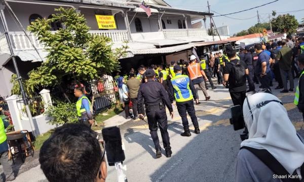 கம்போங் சுங்கை பாருவில் நடந்த மோதல்: வெளியாட்களின் தூண்டுதல் இருந்துள்ளது