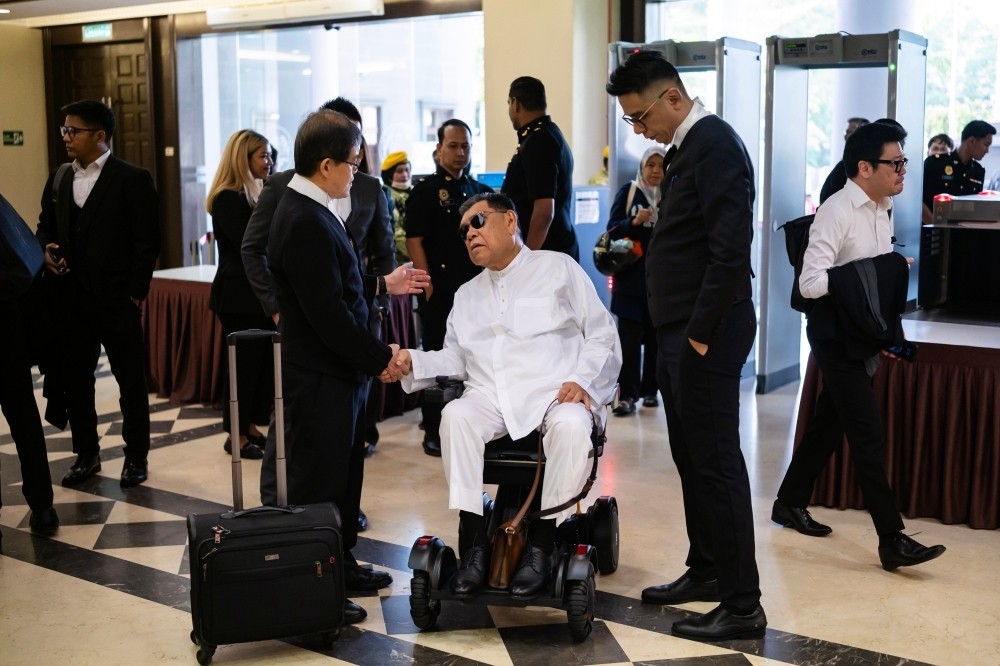 67.1 மில்லியன் ரிங்கிட் பண மோசடி வழக்கில் விசாரணை கோரினார் புவான் ஶ்ரீ நோர் அஸ்ரினா முகமட் அஸ்மி