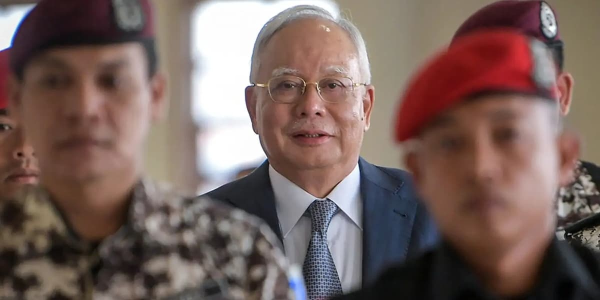 நஜீப் சீராய்வு மனு மீதான வழக்கில் தடை உத்தரவைப் பெறுவதில் சட்டத்துறை அலுவலகம் தோல்வி