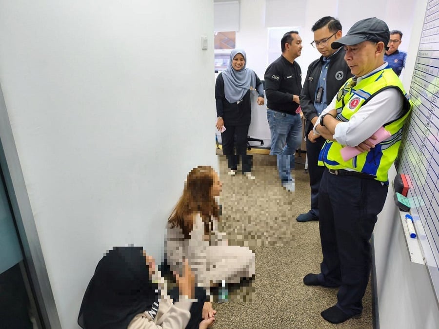 போதைப்பொருள் பரிசோதனை: படிவம் 6 மாணவி உள்ளிட்ட 23 பேர் கைது