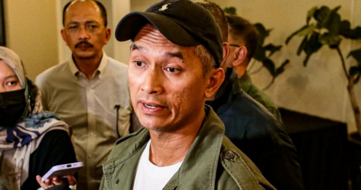 கள்ளக் குடியேறிகளுக்கு உதவியதாக எல்லைக் கட்டுப்பாடு அதிகாரிகள் 18 பேர் கைது!