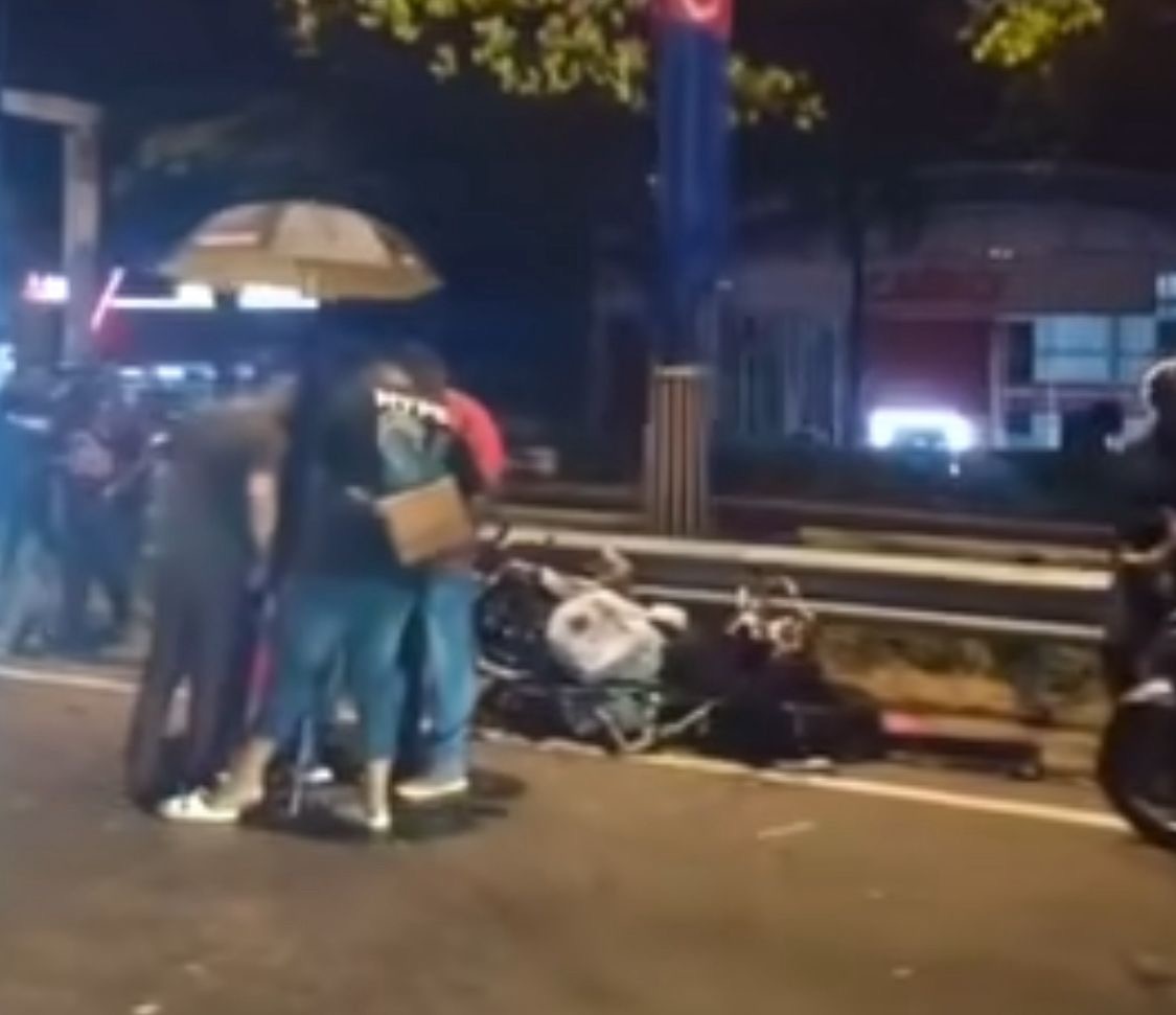 மதுபோதையில் காரோட்டி காவற்படை அதிகாரியை மோதித் தள்ளிய இளைஞன்!