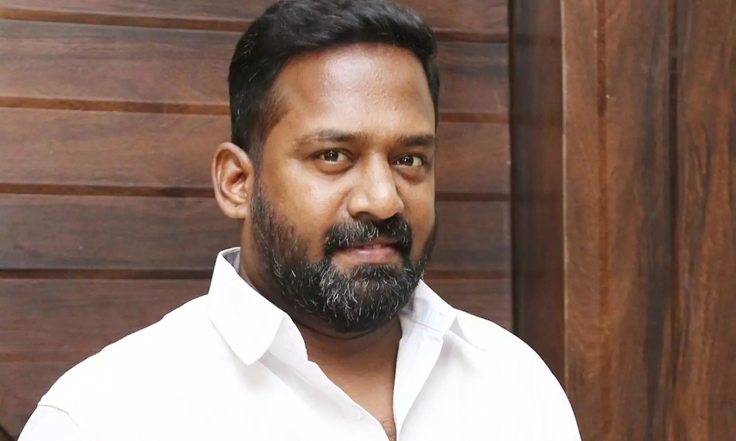 வீட்டிற்கு எடுத்துச் செல்லப்பட்ட ரோபோ சங்கரின் உடல் - உறுப்புகள் செயலிழப்பால் இறந்ததாக மருத்துவமனை தகவல்!