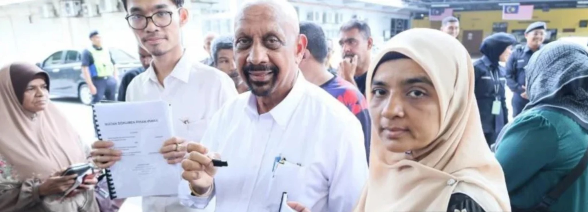 ஷம்சுல் வழக்கில் கருத்துத் தெரிவிக்க அமைச்சர் காலிட்டுக்கு இடைக் காலத் தடை - நீதிமன்றம் உத்தரவு