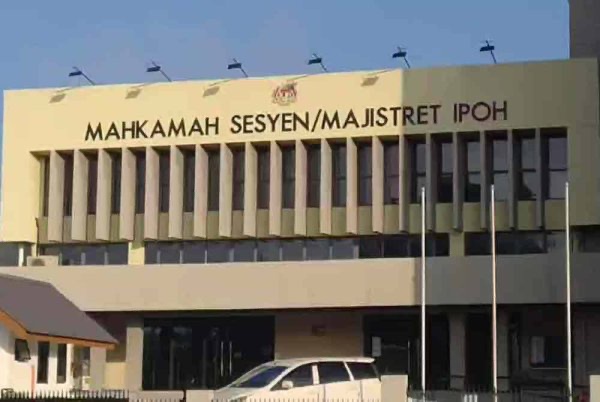 குரலை உயர்த்தியதாகக் குற்றச்சாட்டு: ஆடவருக்கு 500 ரிங்கிட் அபராதம்