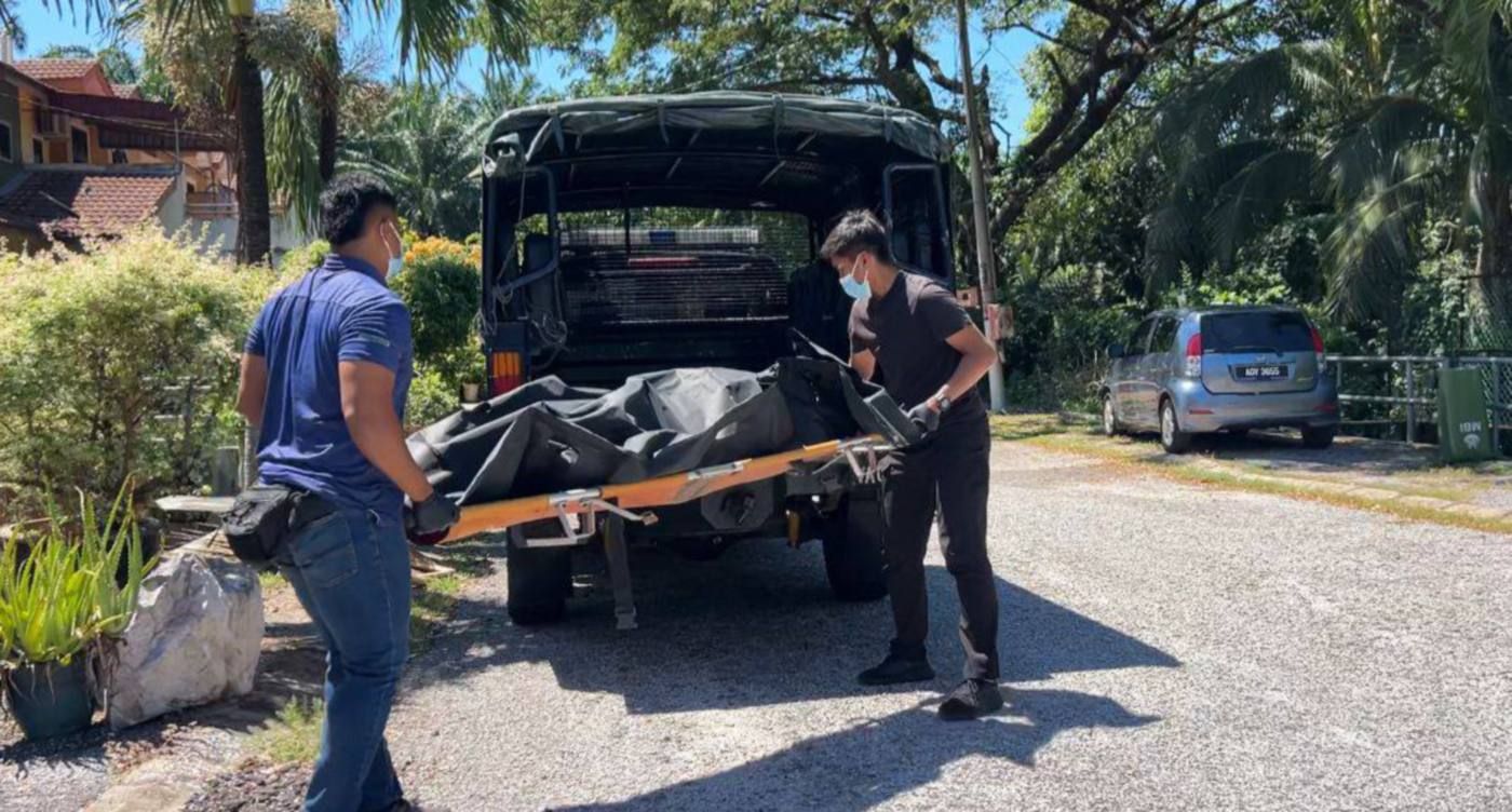 வயோதிகத் தம்பதியர் வீட்டில் இறந்து கிடந்தனர்