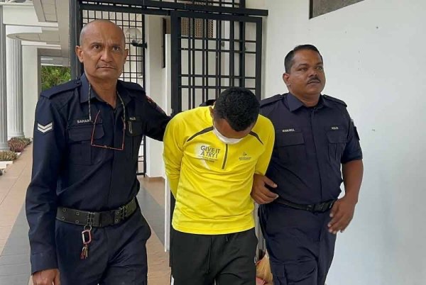 மாணவி பாலியல் பலாத்காரம்: ஆசிரியருக்குத் தடுப்புக் காவல்