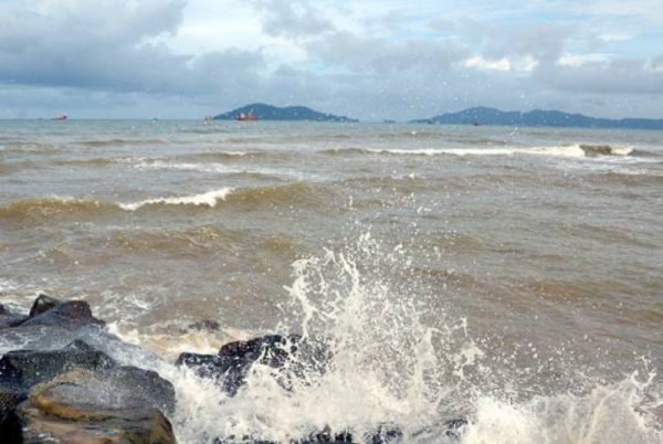 சபாவுக்கு அருகில் Fengshen புயல்: மலேசியாவில் பெரிய பாதிப்பு இல்லை!