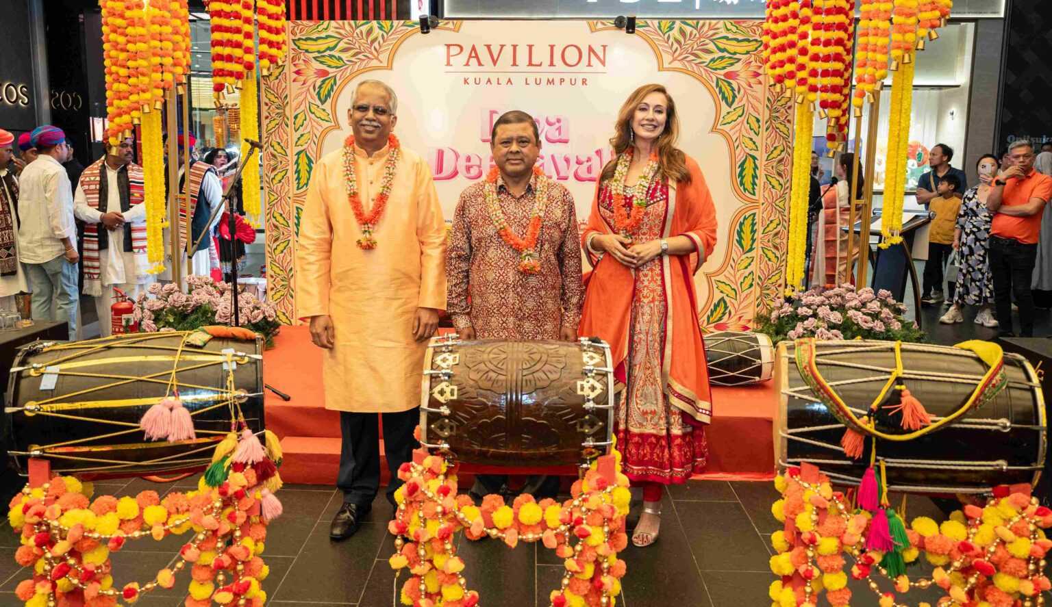 இந்திய கலாச்சாரக் கொண்டாட்டங்களுடன் தீபாவளியை ஒளிரச் செய்யும் பெவிலியன் வணிக வளாகங்கள்!
