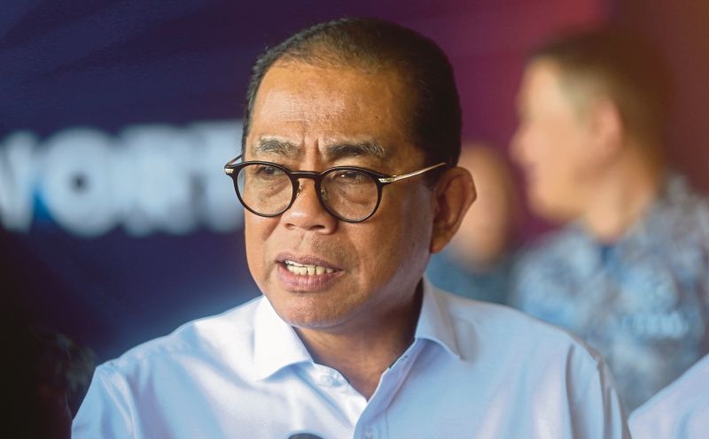 குவைத்திலிருந்து போர் விமானங்கள் வாங்குவது குறுகிய காலத் திட்டம் மட்டுமே - தற்காப்பு அமைச்சர் தகவல்!