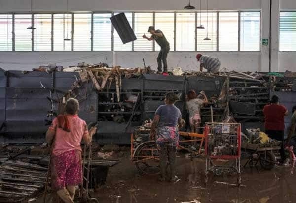 மெக்சிகோவில் தொடர்ந்து பெய்யும் மழை: பலி எண்ணிக்கை 41 ஆக உயர்வு
