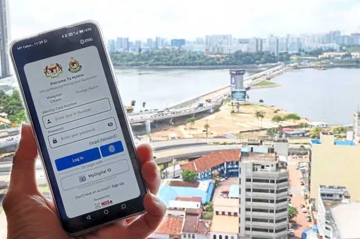 ஜோகூர் சோதனைச் சாவடிகளில் மோட்டார்களுக்கும், பாதசாரிகளுக்கும் MyNIISe அறிமுகம்!