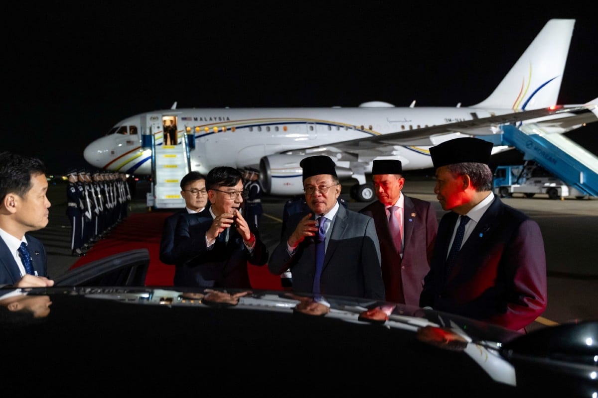 பிரதமர் டத்தோ ஶ்ரீ அன்வார் தென் கொரியா சென்றடைந்தார்