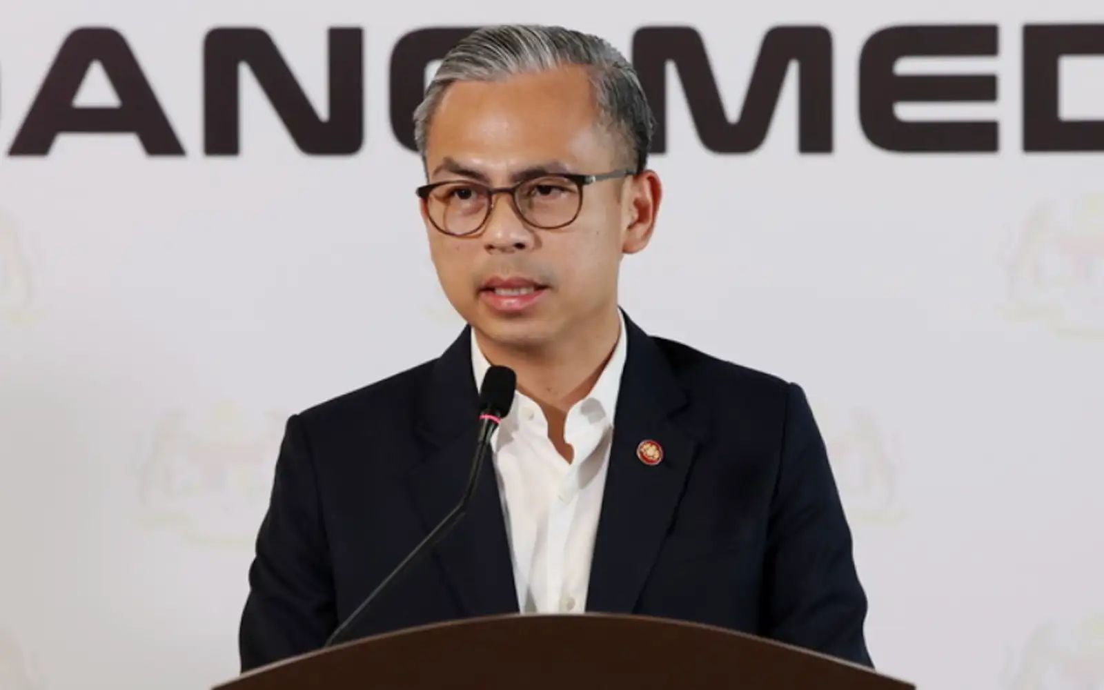 ஊடகவியலாளர்களின் கேள்விகளுக்கு பதில் அளிக்க வேண்டிய கடப்பாடு அமைச்சர்களுக்கு உண்டு