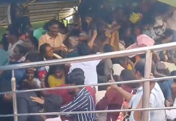 ஆந்திராவில் கூட்ட நெரிசலில் சிக்கி 10 பேர் பலி