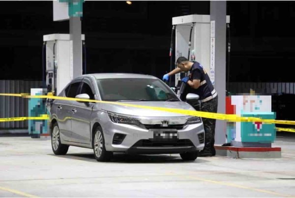 எண்ணெய் நிலையத்தில் சுட்டுக் கொல்லப்பட்ட நபர் போலீசாரால் தேடப்பட்டு வந்தவர்