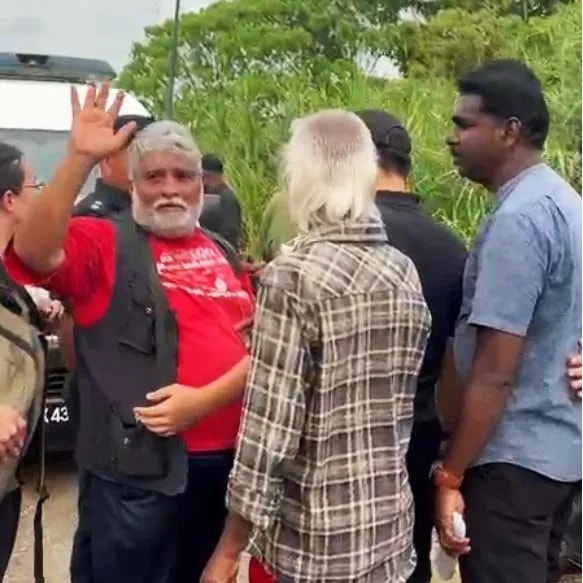 சமூக ஆர்வலர்கள் கைது செய்யப்பட்டது சட்ட விரோதமானது