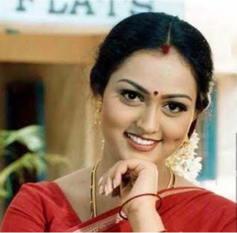 ரிதம் படத்தில் ஜோதிகாவுக்கு பதில் நடிக்கவிருந்த நடிகை