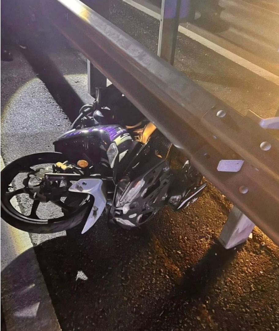 கோர விபத்தில் இரண்டு மோட்டார் சைக்கிள் ஓட்டிகள் பலி