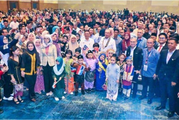 தனிப்பட்ட ஆதாயமின்றி சபாவின் குரலை மத்திய அரசுக்குக் கொண்டு செல்வதே என் இலக்கு! – பிரதமர் அன்வார் திட்டவட்டம்