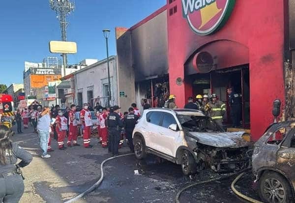 மெக்சிகோவில் பேரங்காடியில் தீப்பற்றியதில் 23 பேர் உயிரிழப்பு