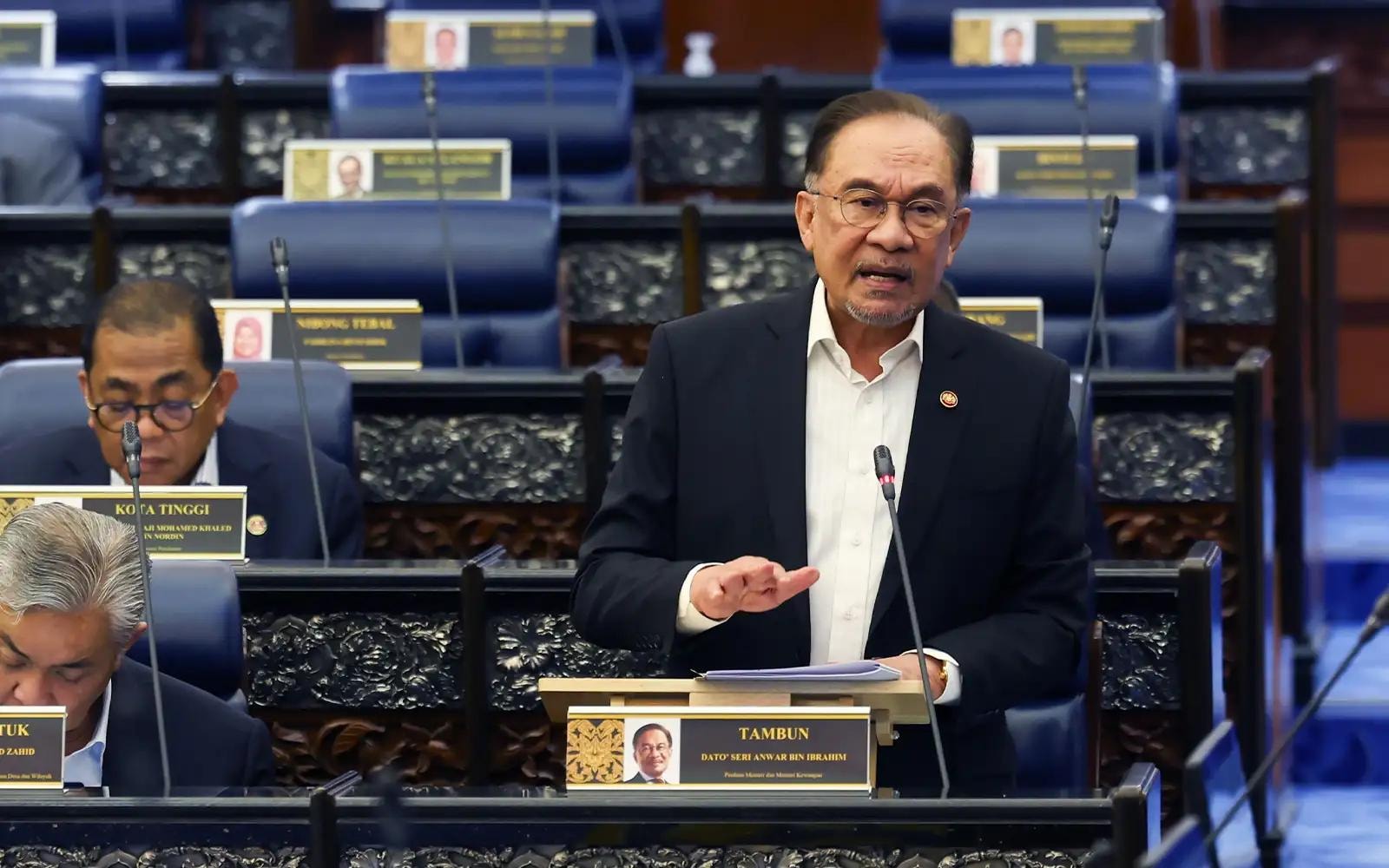 அமெரிக்காவுடன் மலேசியா வர்த்தக ஒப்பந்தம்: நாட்டின் தன்னாட்சிக்கு எதிரானது அல்ல- பிரதமர் விளக்கம்