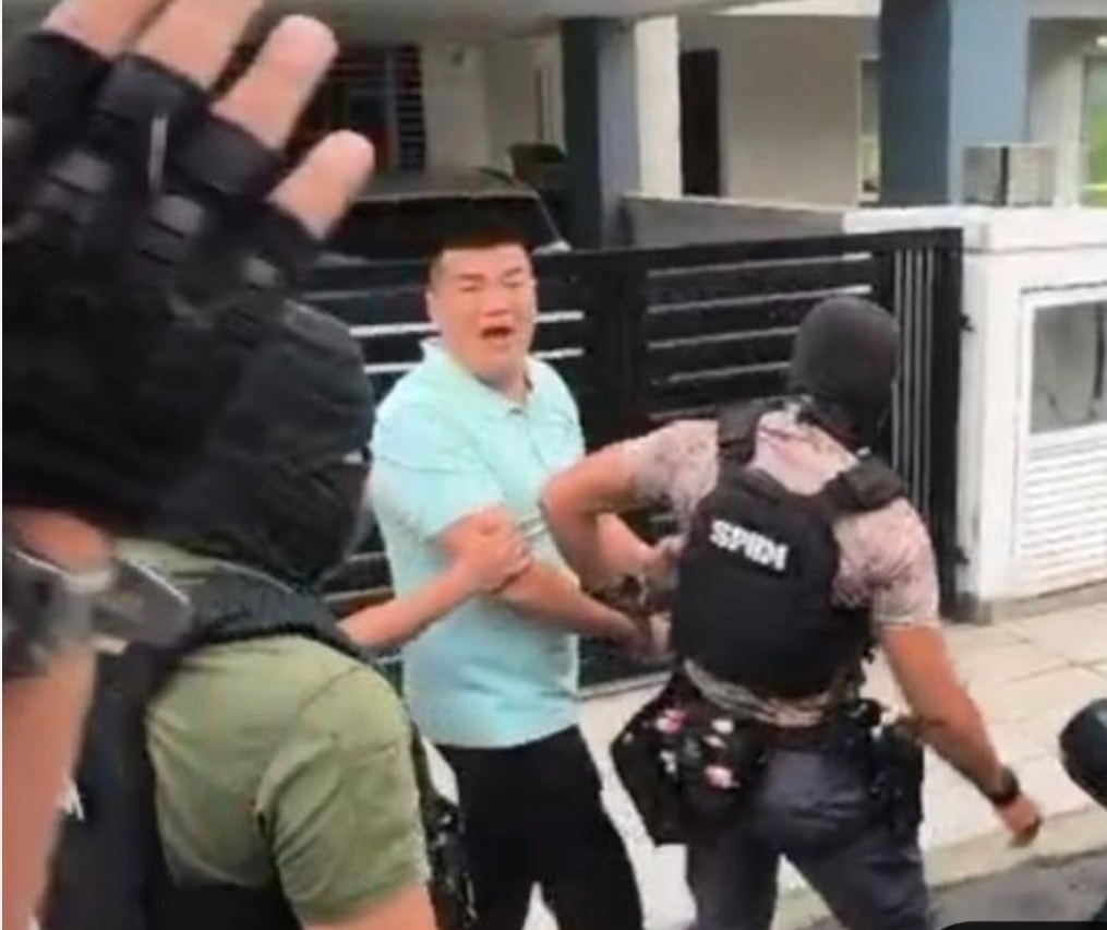 குற்றச்சாட்டை வன்மையாக மறுத்தார் டான் ஶ்ரீ அஸாம் பாக்கி