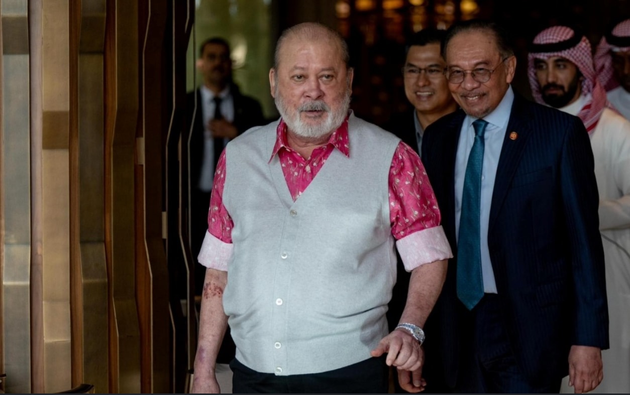 மாமன்னர் சுல்தான் இப்ராஹிம் சவுதி அரேபியா மற்றும் பாஹ்ரேனுக்குப் பயணம்