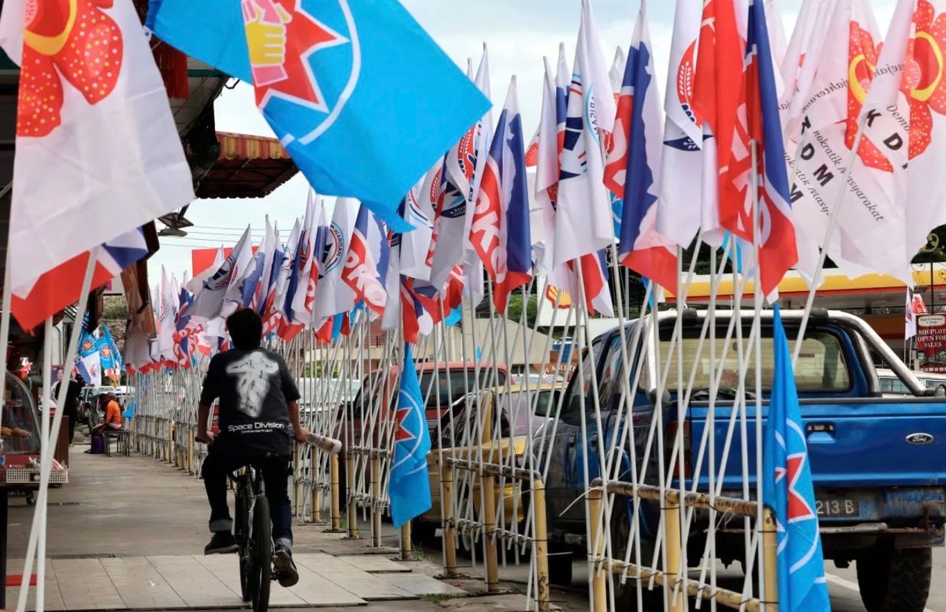 சபா தேர்தல்: சாலை சந்திப்புகளில் பிரச்சாரப் பொருட்களை நிறுவத் தடை