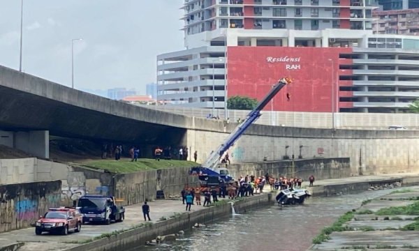 கட்டுமான மேலாளர் சரேஸின் Pajero வாகனம் கண்டுபிடிக்கப்பட்டது: மீட்புப் பணி தொடர்கிறது