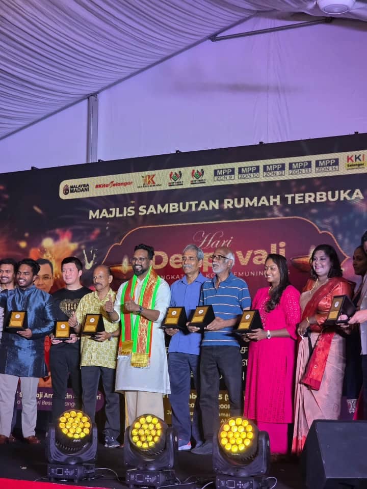 கோத்தா கெமுனிங் சட்டமன்றத் தொகுதியின் தீபாவளி பொது உபசரிப்பு: 2 ஆயிரம் கலந்து கொண்டனர்