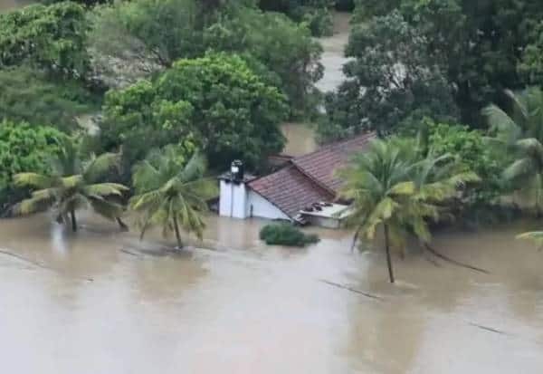 இலங்கைக்கு நிவாரண பொருள்