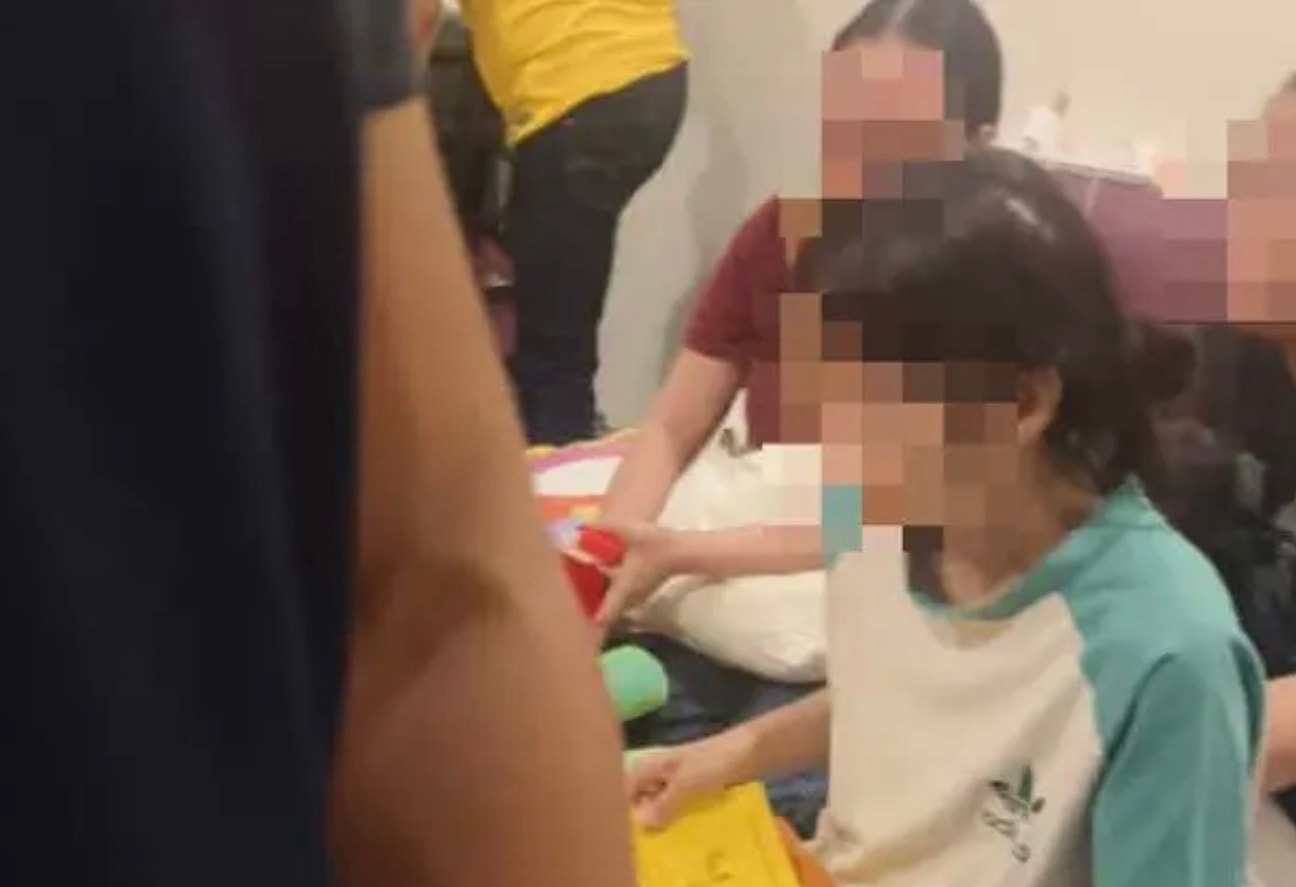 செர்டாங்கில் குடிநுழைவுத் துறையின் போலி பாதுகாப்பு முத்திரை விற்பனை - 7 பேர் கொண்ட கும்பல் கைது!