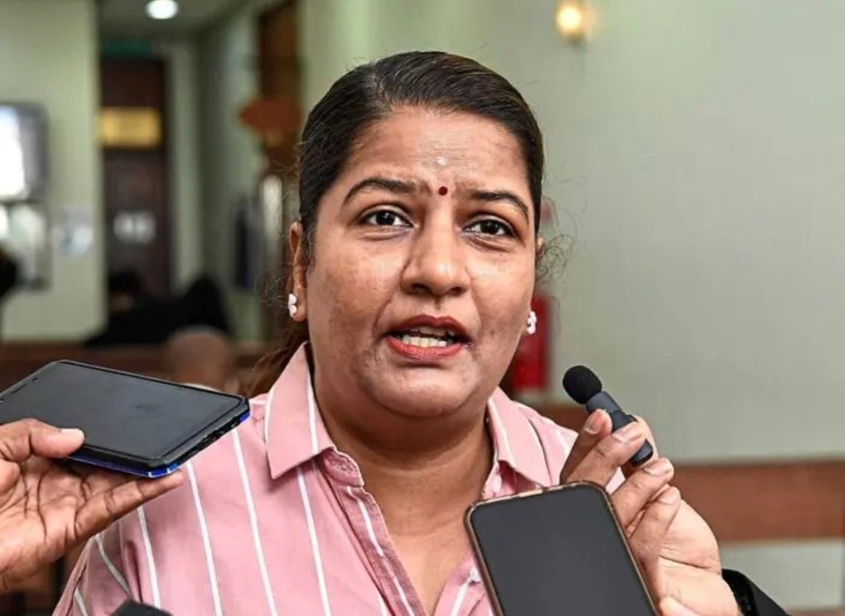 ஐ.ஜி.பி.யுடனான சந்திப்பு ஏமாற்றம் அளிக்கிறது: மனம் திறந்தார் இந்திரா காந்தி