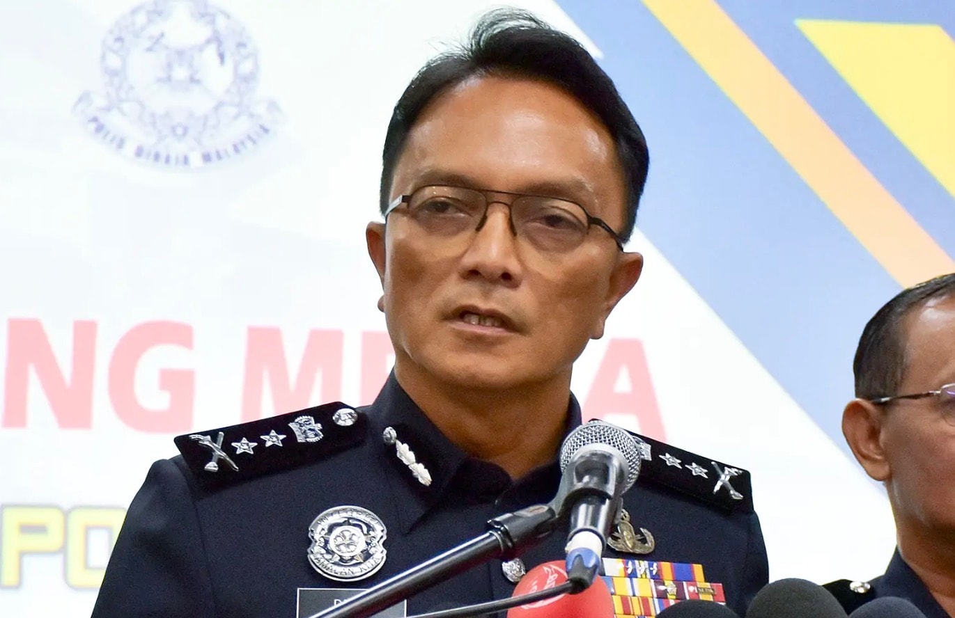 உடை குறியீட்டு முறையைப் பின்பற்றும்படி மலாக்கா போலீசார் அறிவுறுத்து