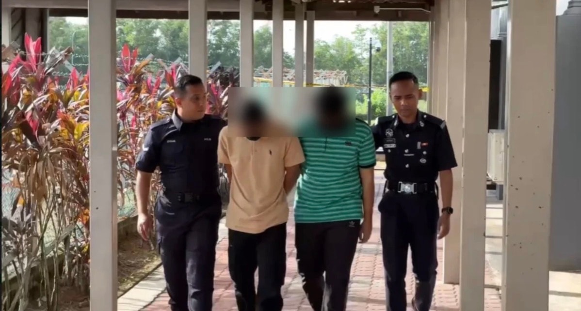 இரண்டு மாணவர்கள் குற்றத்தை ஒப்பினர்