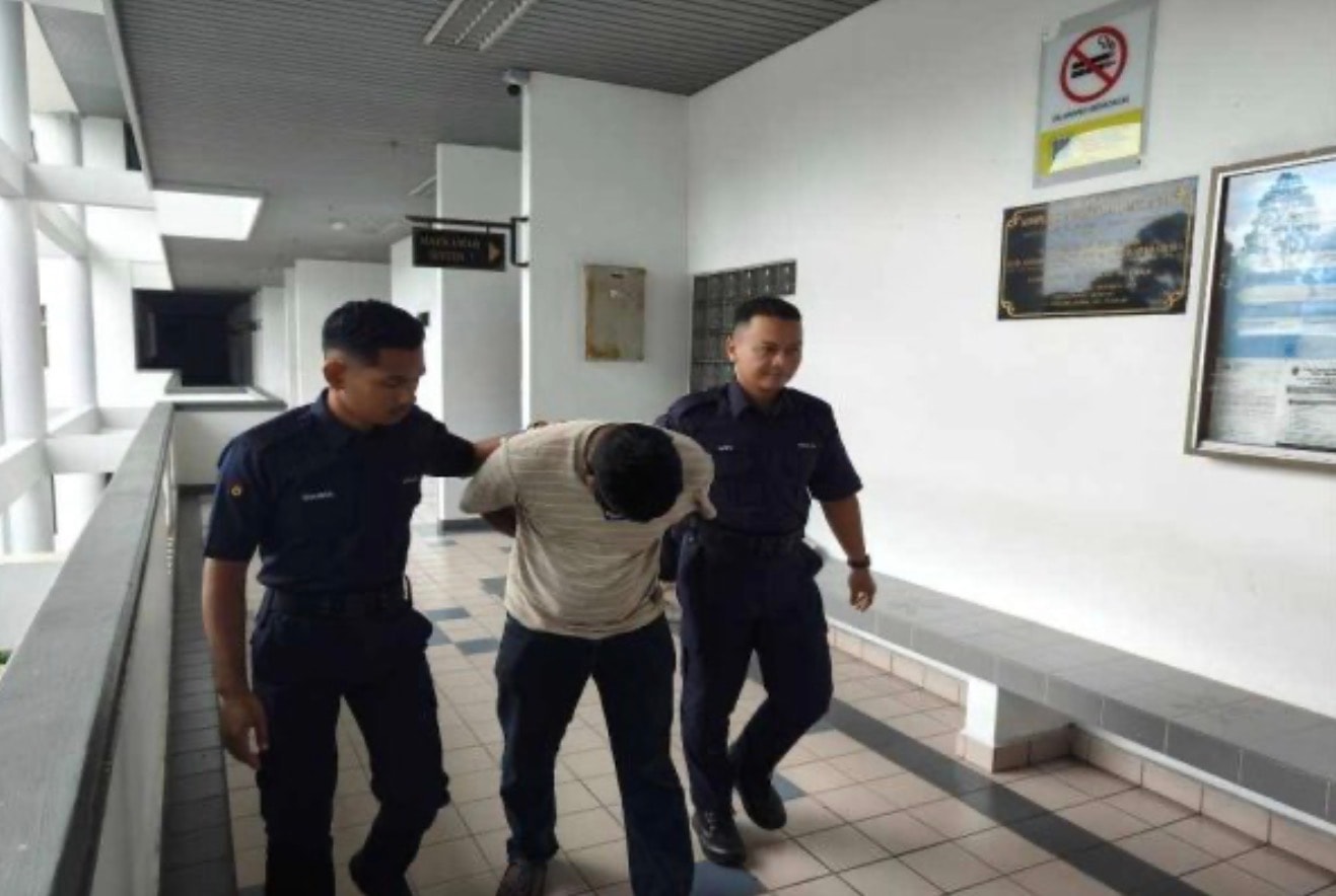 மாணவியிடம் பாலியல் பலாத்காரம்: நபருக்கு 9 ஆண்டு சிறை