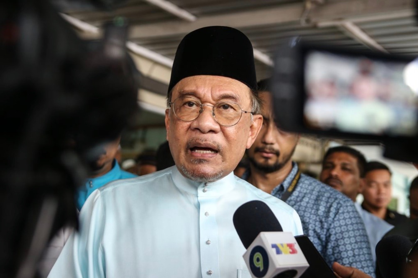 எந்தவொரு கோரிக்கையும் மலாய் மொழிக்கு முன்னுரிமை அளிப்பதாக இருக்க வேண்டும்: பிரதமர் கூறுகிறார்