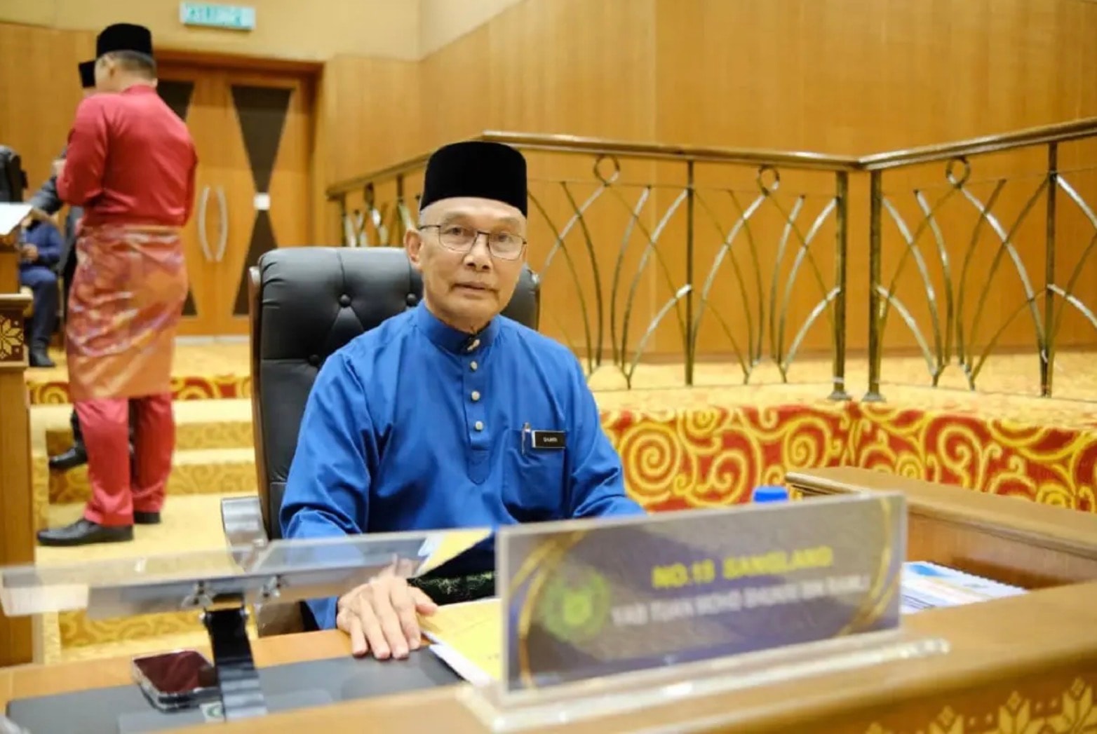 பெர்லிஸ் மந்திரி பெசார் ஷுக்ரி ரம்லி பதவி விலகினார்